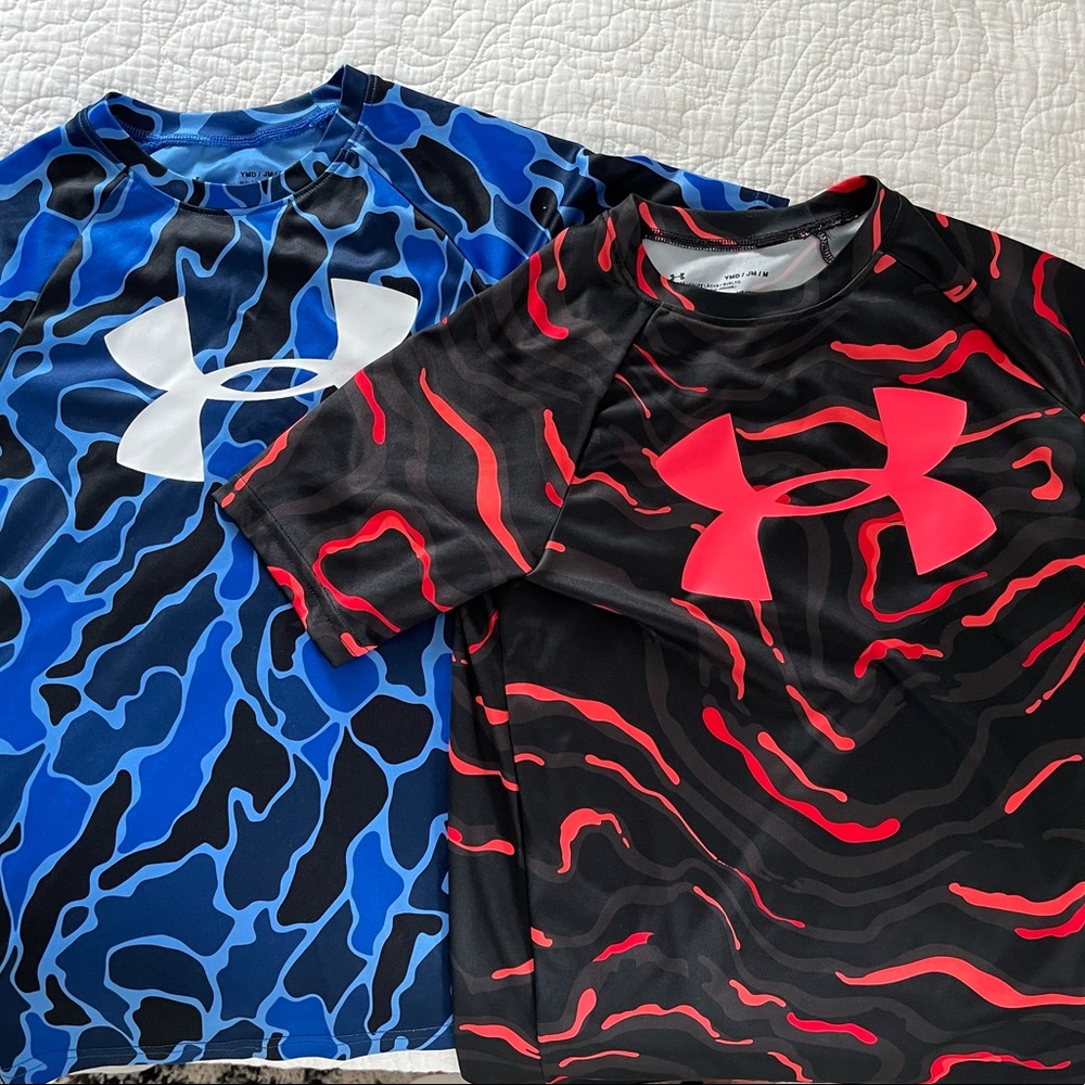 Boys size M Under Armor tees (2)